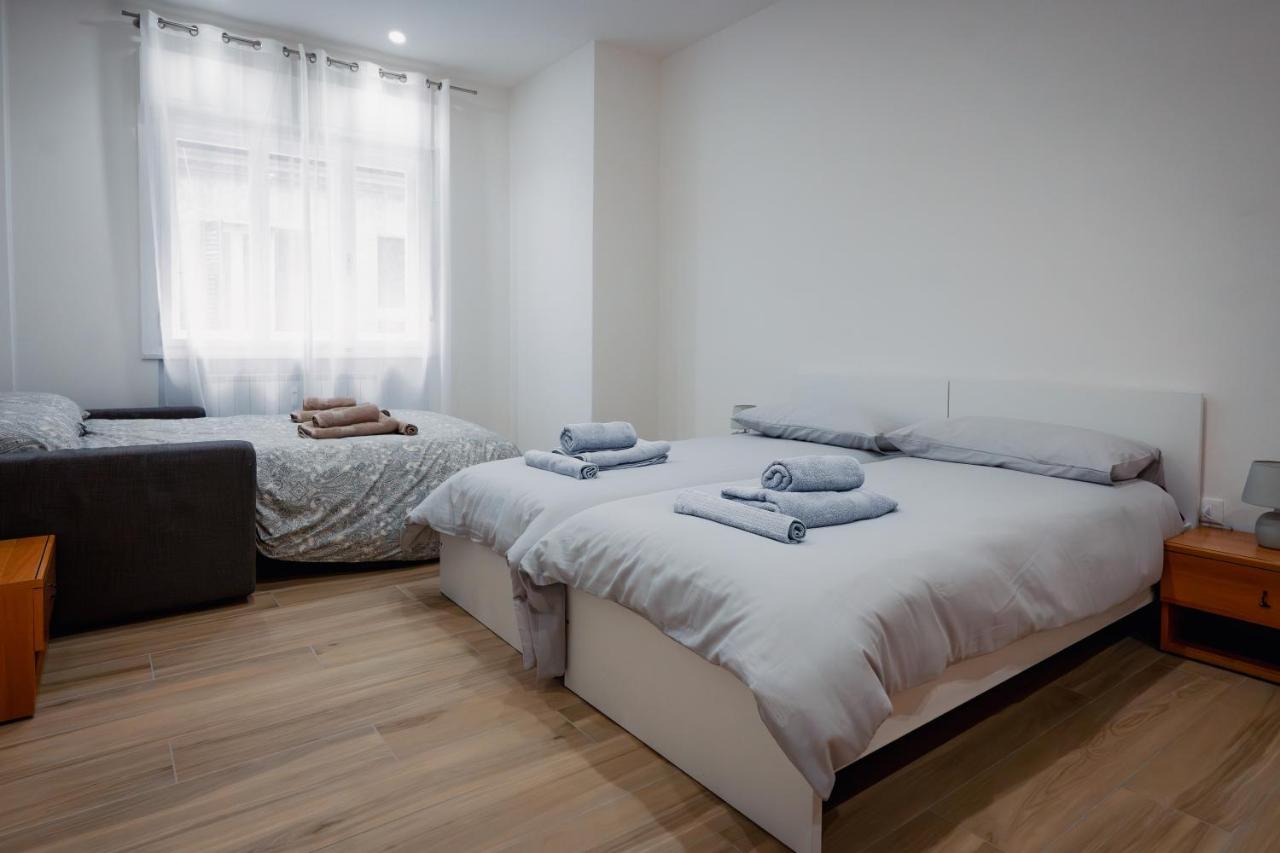 Apartamento Centro Storico Moderno Trilocale Con Balcone Trieste Exterior foto